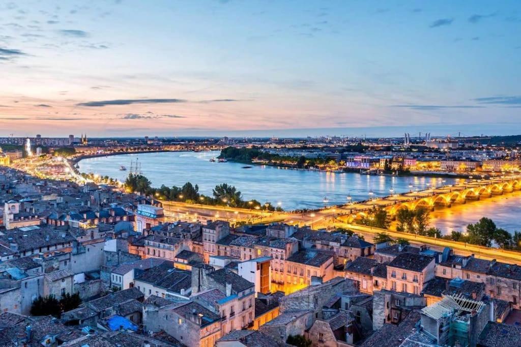 Charming Apartment In The Chartrons District Bordeaux Dış mekan fotoğraf